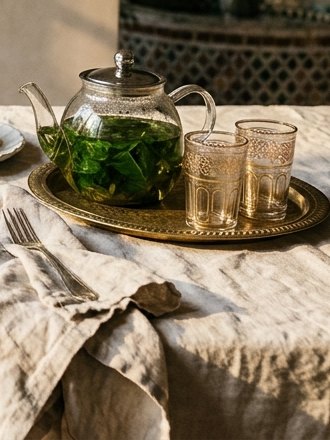 Théière en verre à la menthe